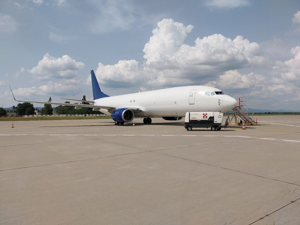 Boeing 737-800 freighter conversion – cargo demand absorbing narrowbody supply