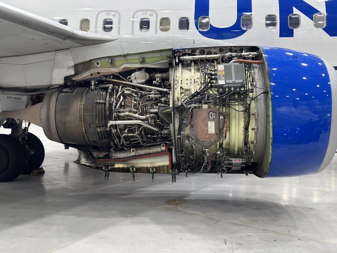 CFM56-7B aircraft engine installed on Boeing 737-800 wing
