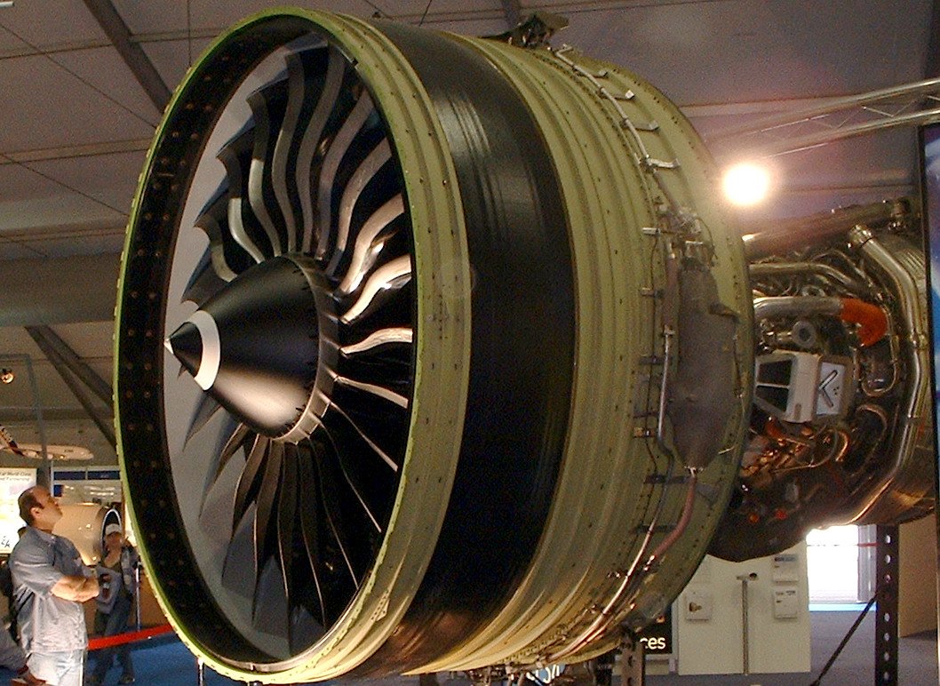 GE90-115B engine fan blades on display at Farnborough Air Show 2004 – composite blade technology