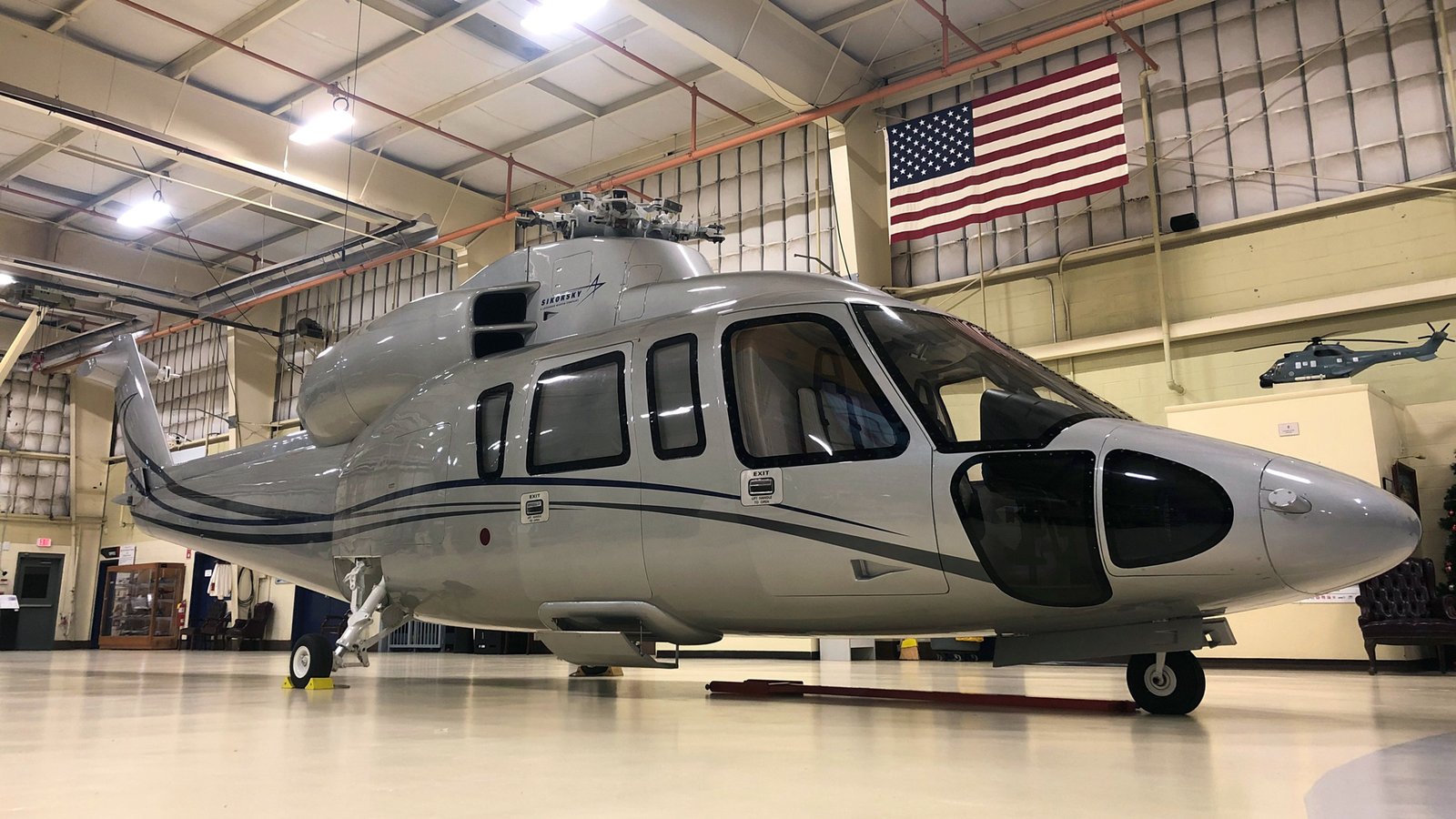 Sikorsky S-76 airframe and structure