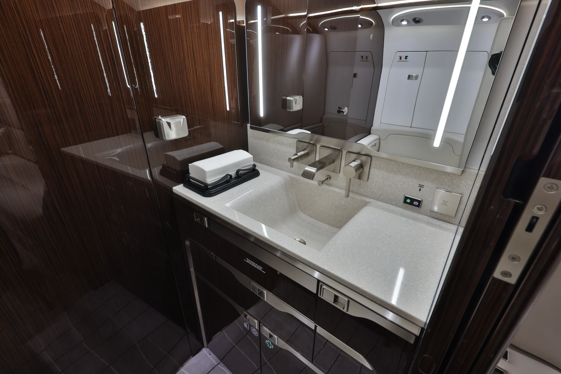 Private lavatory in the Challenger 350