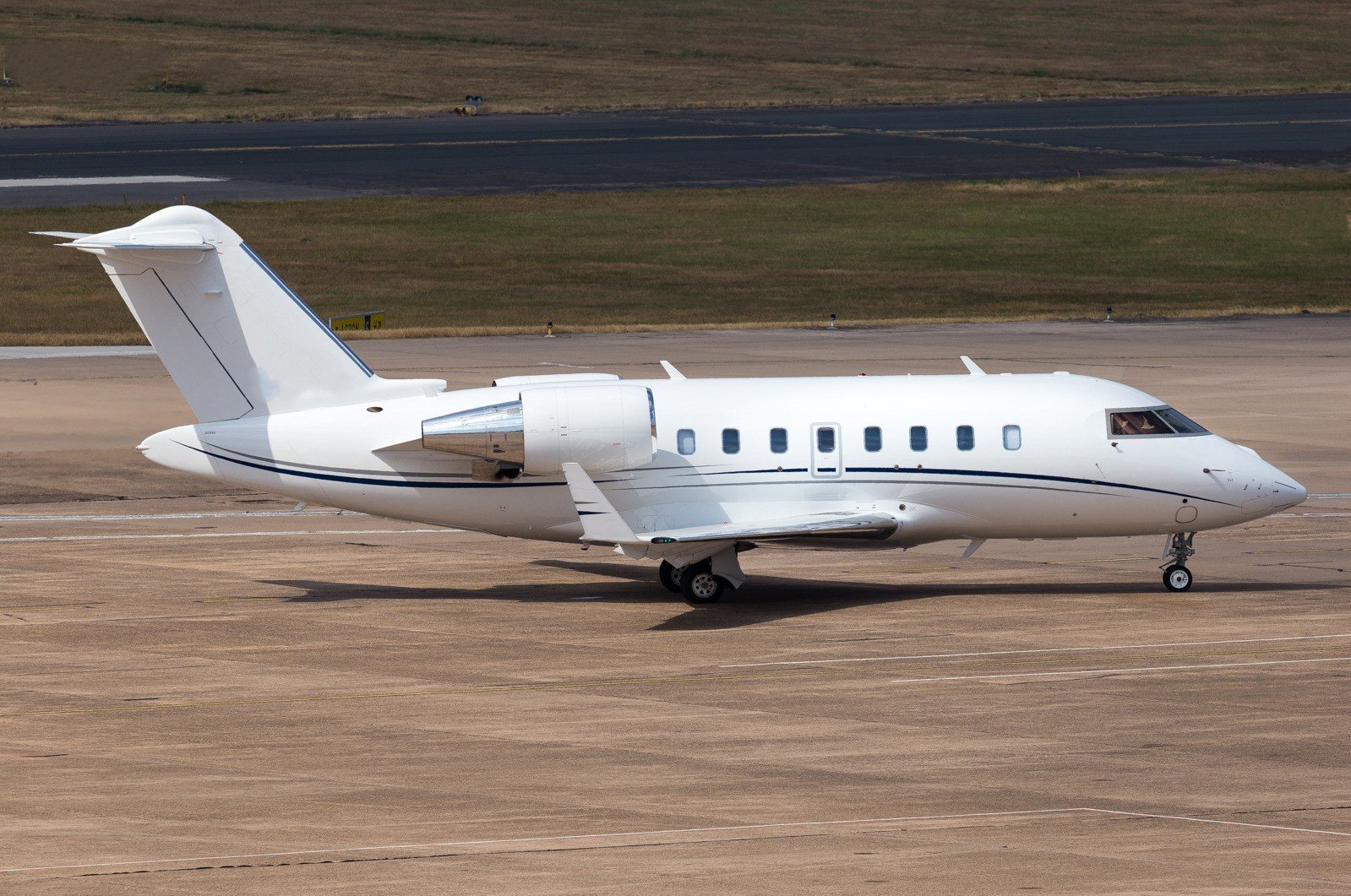 Bombardier Challenger 650