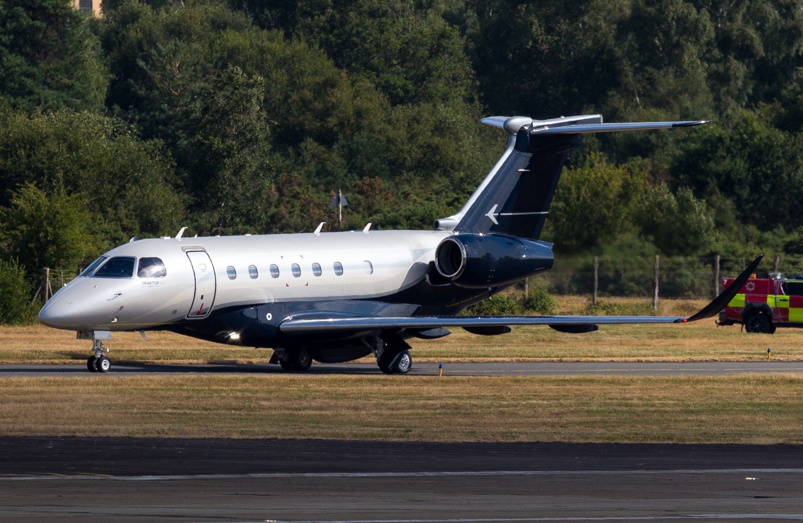 Embraer Praetor 600 super-midsize jet, one of the models Safe Fly Aviation sources for buyers