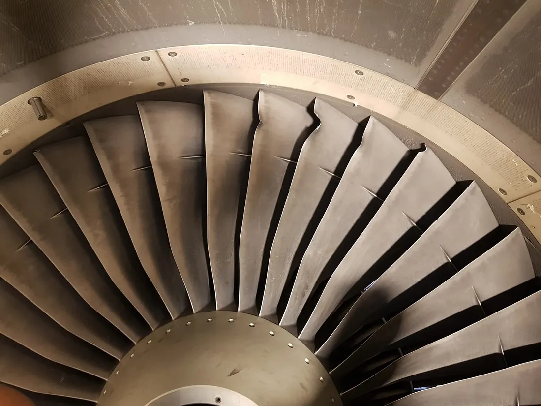 HPT blade erosion damage discovered during overhaul