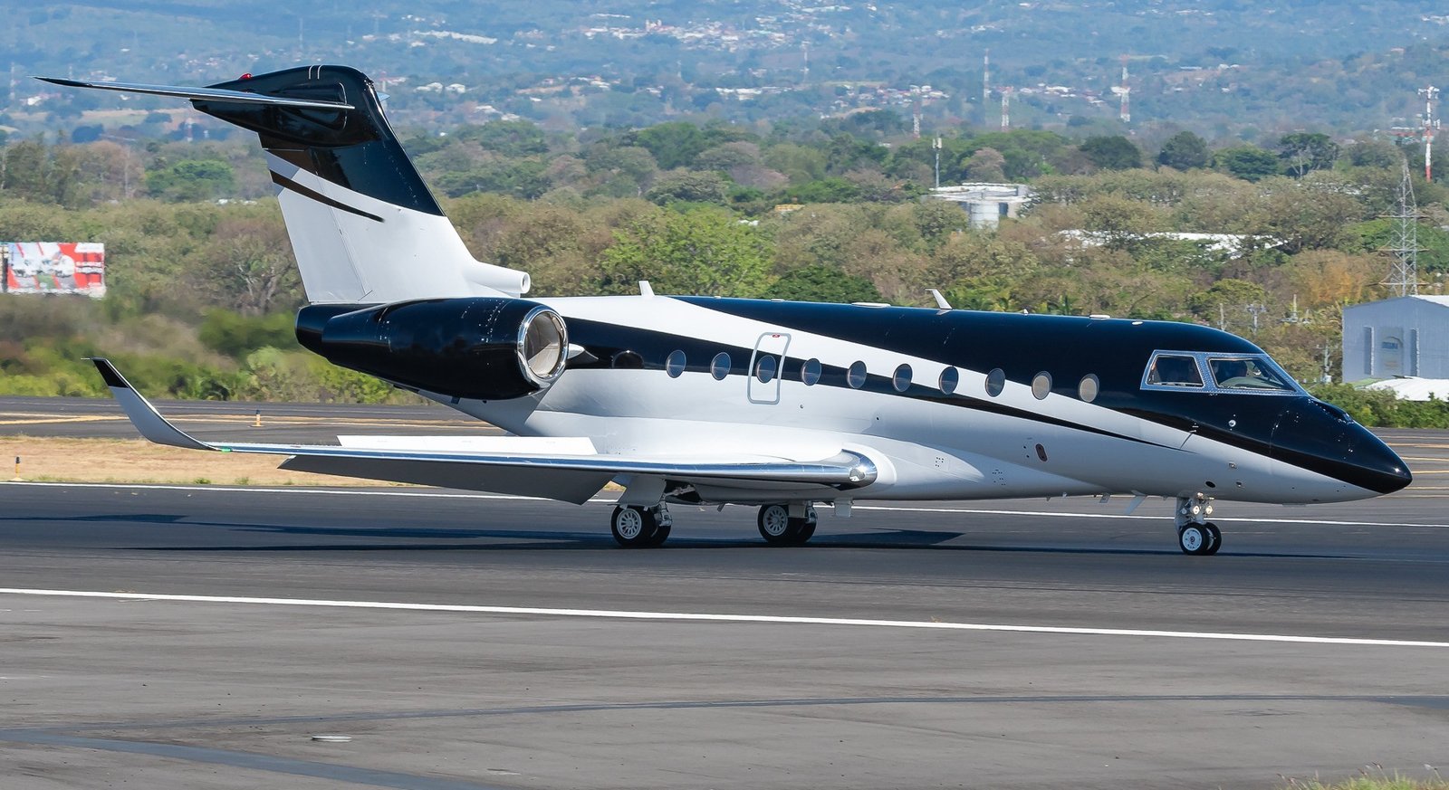 Gulfstream G280