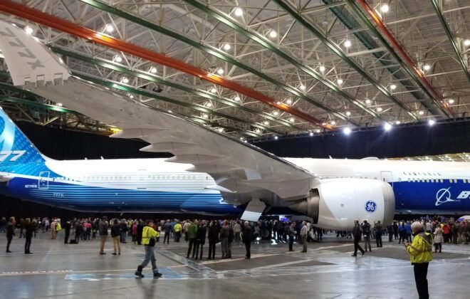Boeing 777 Fuel Burn: Complete Analysis by Variant & Mission