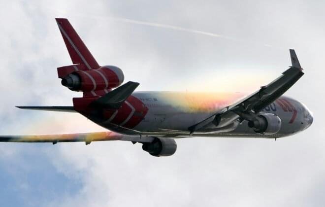 The origins of the MD-11 trace back to the late 1970s and early 1980s, when McDonnell Douglas recognised that its bestselling DC-10 family needed a modernised successor. At launch in 1979, the programme aimed to deliver a stretched, more efficient wide-body trijet capable of competing with emerging twin-engine designs such as the Boeing 767 and Airbus A300.